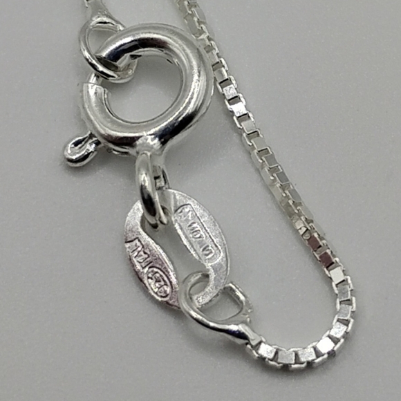 Prada Milano Fuscia Pendant Authentic On A 925 Sterling Silver Necklace - Picture 4 of 9